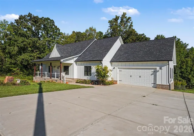Photo 3 of Single family home for sale at 5345 Christopher Rd, Iron Station, NC 28080 | MLS# 4429245 | Listing updated on 2026-10-09