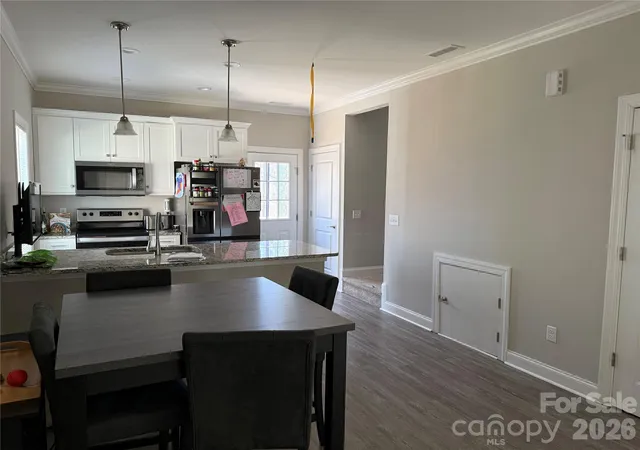 Photo 3 of Single family home for sale at 1084 20th Street NE, Hickory, NC 28601 | MLS# 4429249 | Listing updated on 2026-09-29