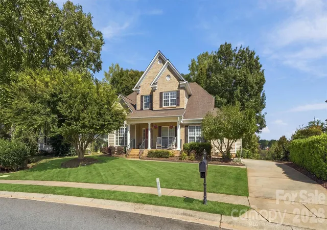 Photo 2 of Single family home for sale at 1550 Valhalla Dr, Denver, NC 28037 | MLS# 4429257 | Listing updated on 2026-10-03