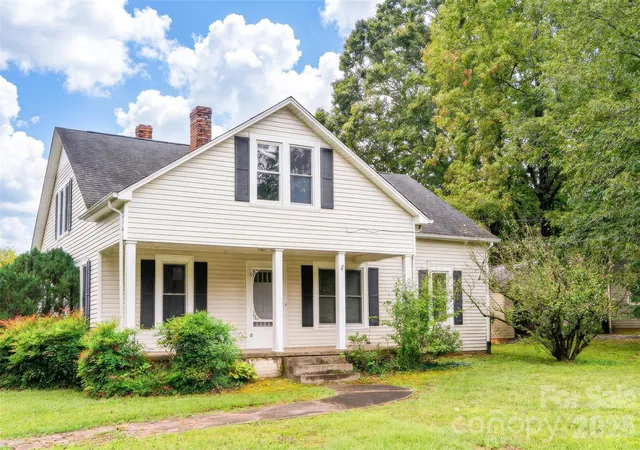 Photo 1 of Single family home for sale at 1173 Piedmont Rd, Morganton, NC 28655 | MLS# 4429263 | Listing updated on 2026-09-29