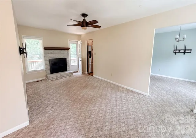 Photo 3 of Single family home for sale at 2500 Jacobs Rd, Gastonia, NC 28054 | MLS# 4429275 | Listing updated on 2026-10-02
