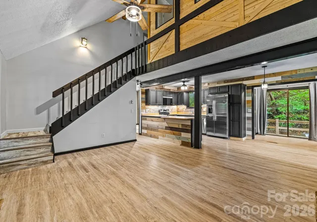 Photo 2 of Single family home for sale at 105 Shirley Dr, Maggie Valley, NC 28751 | MLS# 4429283 | Listing updated on 2026-10-08