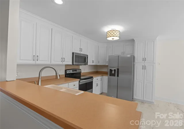 Photo 4 of Single family home for sale at 1011 Overhill Rd, Salisbury, NC 28144 | MLS# 4429292 | Listing updated on 2026-10-07