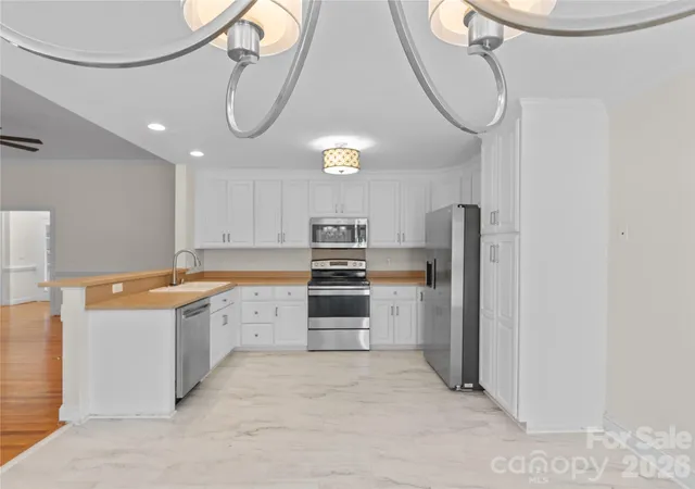 Photo 3 of Single family home for sale at 1011 Overhill Rd, Salisbury, NC 28144 | MLS# 4429292 | Listing updated on 2026-10-07