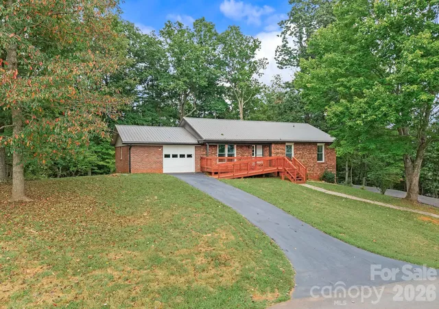 Photo 26 of Single family home for sale at 431 Pine Ridge Rd, Mars Hill, NC 28754 | MLS# 4429293 | Listing updated on 2026-10-20
