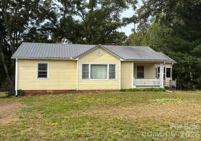Single family home for sale at 949 Cove Rd, Rutherfordton, NC 28139 | MLS# 4429299