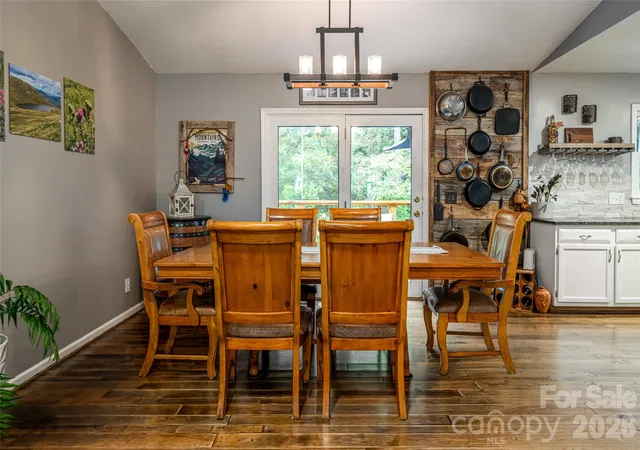 Photo 4 of Single family home for sale at 19 Forge Dr, Mills River, NC 28759 | MLS# 4429305 | Listing updated on 2026-10-04
