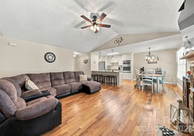 Photo 3 of Single family home for sale at 1636 Wellington Ave, Newton, NC 28658 | MLS# 4429316 | Listing updated on 2026-10-06
