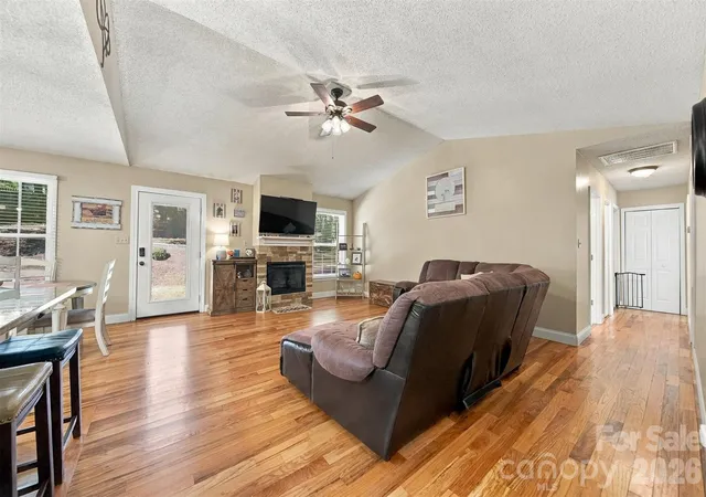 Photo 4 of Single family home for sale at 1636 Wellington Ave, Newton, NC 28658 | MLS# 4429316 | Listing updated on 2026-10-06