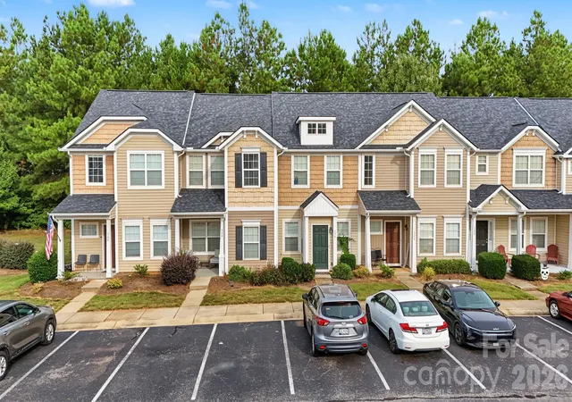 Photo 2 of Townhouse for sale at 334 Hancock Union Ln, Rock Hill, SC 29732 | MLS# 4429322 | Listing updated on 2026-10-16