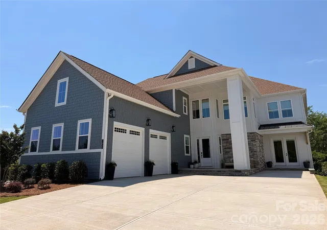 Photo 1 of Mansion for sale at 7455 Paddle Ln #057, Sherrills Ford, NC 28673 | MLS# 4429331 | Listing updated on 2026-10-06