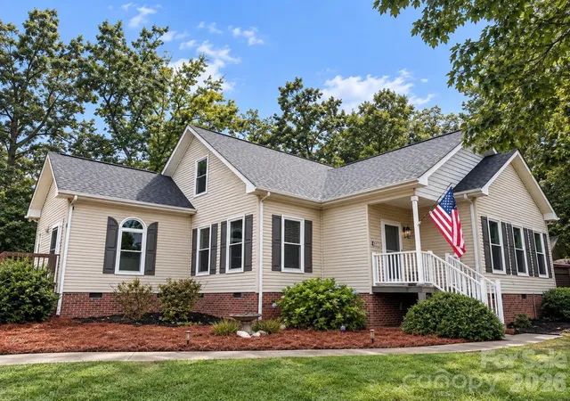Photo 1 of Single family home for sale at 3787 Rolling View Ln, Maiden, NC 28650 | MLS# 4429345 | Listing updated on 2026-09-30
