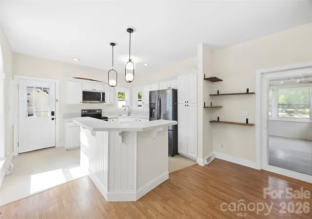 Photo 3 of Single family home for sale at 3787 Rolling View Ln, Maiden, NC 28650 | MLS# 4429345 | Listing updated on 2026-09-30