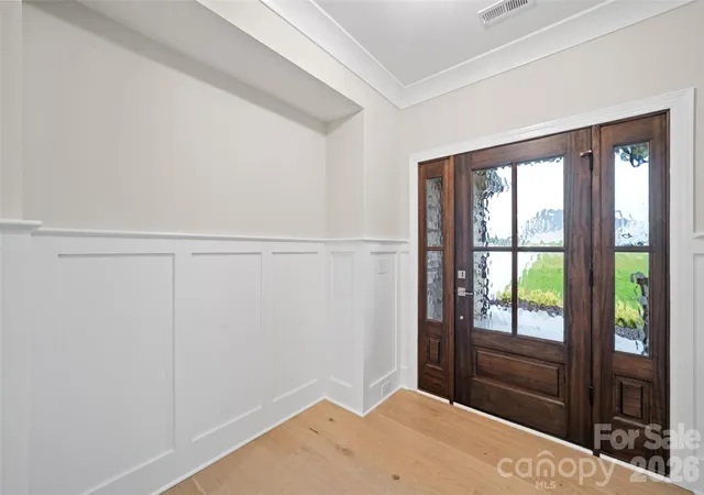 Photo 3 of Single family home for sale at 261 Avian Ln, Winston Salem, NC 27127 | MLS# 4429356 | Listing updated on 2026-09-30