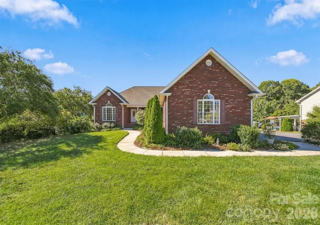 Photo 3 of Single family home for sale at 2785 Judea Dr, Conover, NC 28613 | MLS# 4429366 | Listing updated on 2026-10-03