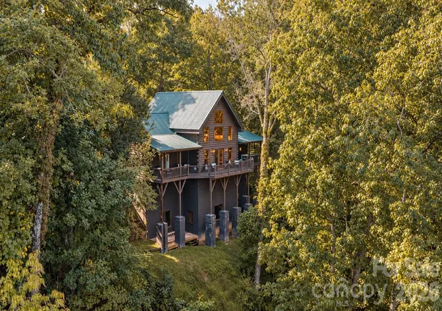 Photo 3 of Single family home for sale at 240 Fortner Ave, Bryson City, NC 28713 | MLS# 4429372 | Listing updated on 2026-09-30