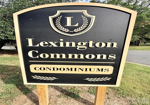 Photo 2 of Condo for sale at 11011 Hunter Trl Ln, Charlotte, NC 28226 | MLS# 4429375 | Listing updated on 2026-10-07