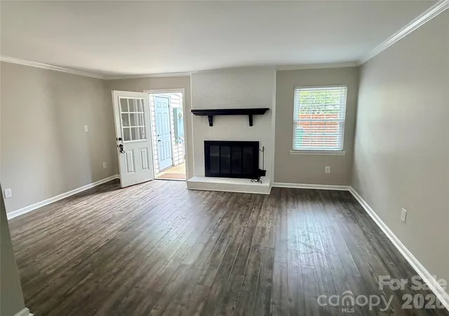 Photo 4 of Condo for sale at 11011 Hunter Trl Ln, Charlotte, NC 28226 | MLS# 4429375 | Listing updated on 2026-10-07