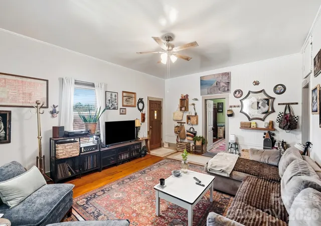Photo 3 of Single family home for sale at 300 S Rose Ave, Kannapolis, NC 28083 | MLS# 4429381 | Listing updated on 2026-09-30