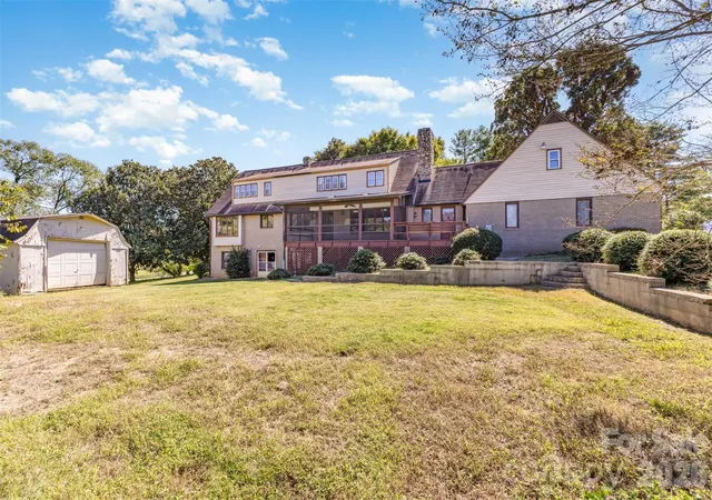 Photo 4 of Single family home for sale at 475 Baymount Dr, Statesville, NC 28625 | MLS# 4429382 | Listing updated on 2026-10-07