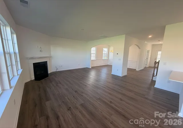 Photo 4 of Single family home for sale at 1640 Grassy Knoll Trl, Maiden, NC 28650 | MLS# 4429406 | Listing updated on 2026-10-01