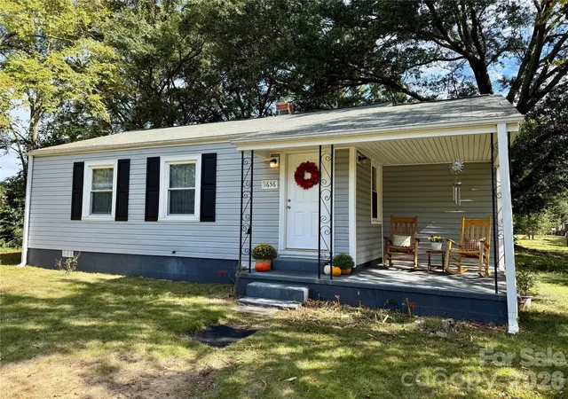 Photo 1 of Single family home for sale at 1656 Oakridge Meadows Ct, Rock Hill, SC 29732 | MLS# 4429407 | Listing updated on 2026-10-05