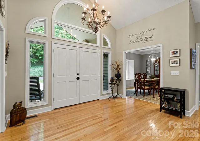 Photo 3 of Single family home for sale at 324 Kenmure Dr, Flat Rock, NC 28731 | MLS# 4429417 | Listing updated on 2026-10-02