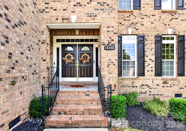 Photo 2 of Sale Pending at 16803 Silversword Dr, Charlotte, NC 28213 | MLS# 4429424 | Listing updated on 2026-10-06