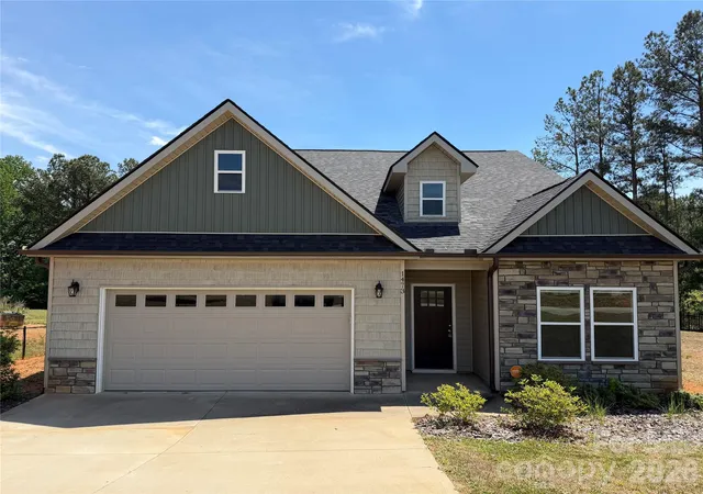 Single family home for sale at 1473 Pleasant School Rd, Gaffney, SC 29341 | MLS# 4429428