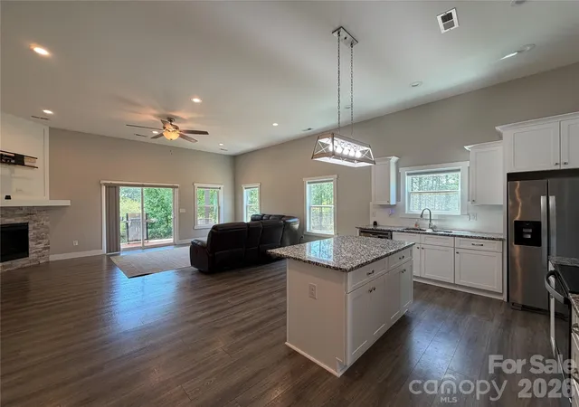 Photo 3 of Single family home for sale at 1473 Pleasant School Rd, Gaffney, SC 29341 | MLS# 4429428 | Listing updated on 2026-09-29