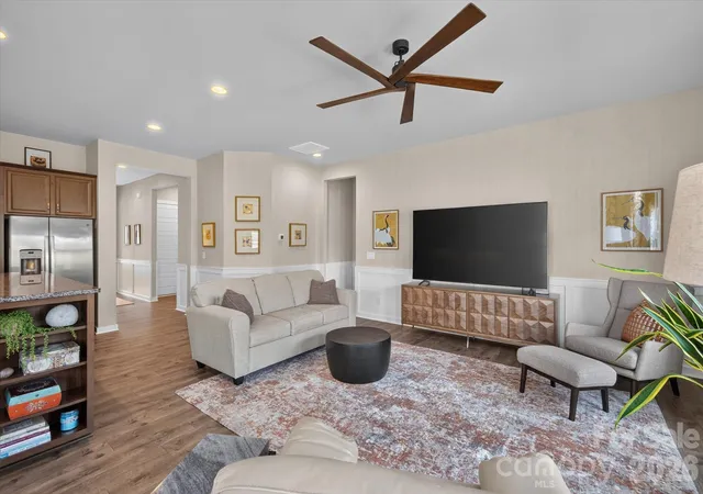 Photo 4 of Single family home for sale at 215 Pintail Dr, Monroe, NC 28110 | MLS# 4429429 | Listing updated on 2026-10-03