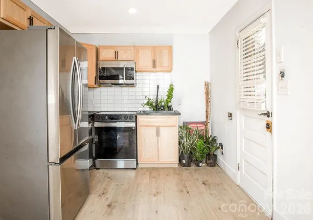 Photo 2 of Single family home for sale at 14903 Beatties Frd Rd, Huntersville, NC 28078 | MLS# 4429437 | Listing updated on 2026-10-23