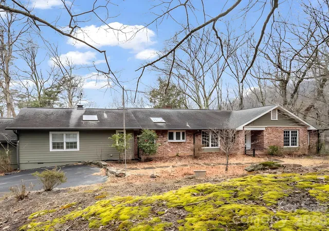 Photo 1 of Single family home for sale at 117 Hummingbird Ln, Columbus, NC 28722 | MLS# 4429441 | Listing updated on 2026-09-29