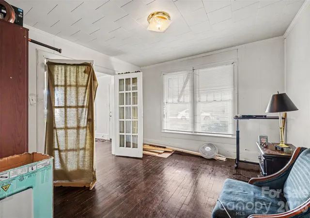 Photo 3 of Single family home for sale at 149 Woodlawn Dr, Statesville, NC 28677 | MLS# 4429445 | Listing updated on 2026-10-03