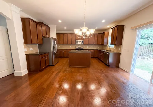 Photo 2 of Single family home for sale at 330 Windy Pine Dr, Clover, SC 29710 | MLS# 4429449 | Listing updated on 2026-09-30