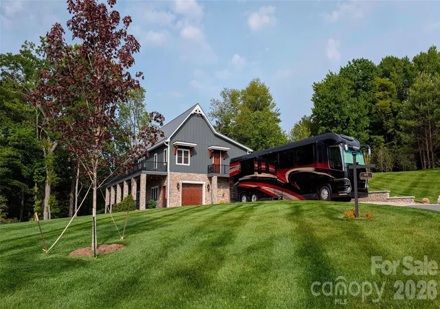Photo 1 of Single family home for sale at 144 Mitchell Gorge, Roaring Gap, NC 28668 | MLS# 4429450 | Listing updated on 2026-10-10