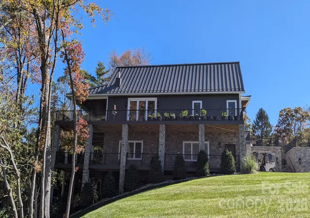 Photo 3 of Single family home for sale at 144 Mitchell Gorge, Roaring Gap, NC 28668 | MLS# 4429450 | Listing updated on 2026-10-10