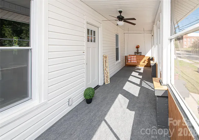 Photo 3 of Single family home for sale at 313 N Elm St, Marshville, NC 28103 | MLS# 4429459 | Listing updated on 2026-10-02