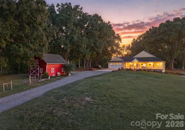Photo 2 of Single family home for sale at 5169 E Us 70 Hwy, Catawba, NC 28609 | MLS# 4429460 | Listing updated on 2026-10-06