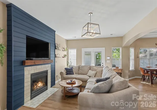 Photo 3 of Single family home for sale at 11122 Aprilia Ln, Cornelius, NC 28031 | MLS# 4429461 | Listing updated on 2026-10-03