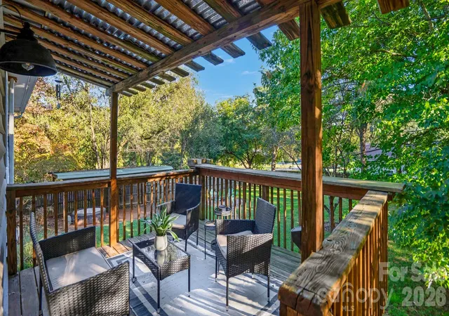 Photo 1 of Single family home for sale at 105 Brockway Dr, Mooresville, NC 28117 | MLS# 4429462 | Listing updated on 2026-10-31