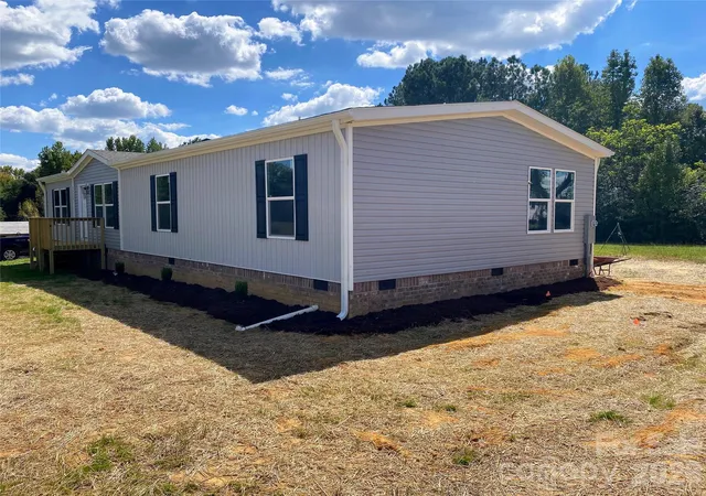 Photo 2 of Single family home for sale at 5726 Landon Pl, Heath Springs, SC 29058 | MLS# 4429473 | Listing updated on 2026-10-01