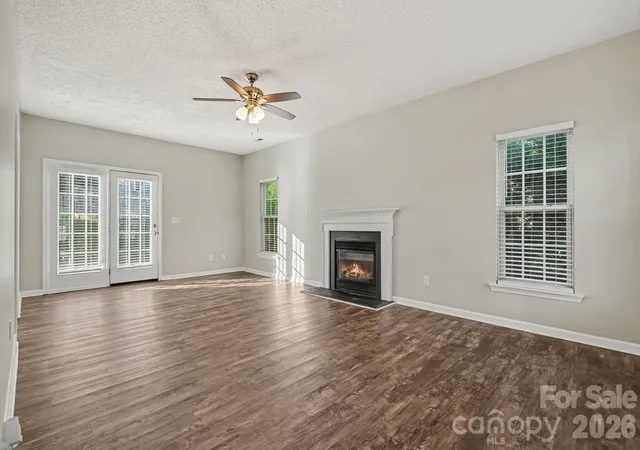 Photo 2 of Single family home for sale at 1009 Sandy Point Dr Sw, Concord, NC 28025 | MLS# 4429482 | Listing updated on 2026-10-07