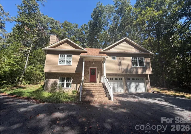 Photo 1 of Single family home for sale at 383 Lee Ave, Lexington, NC 27295 | MLS# 4429489 | Listing updated on 2026-10-03