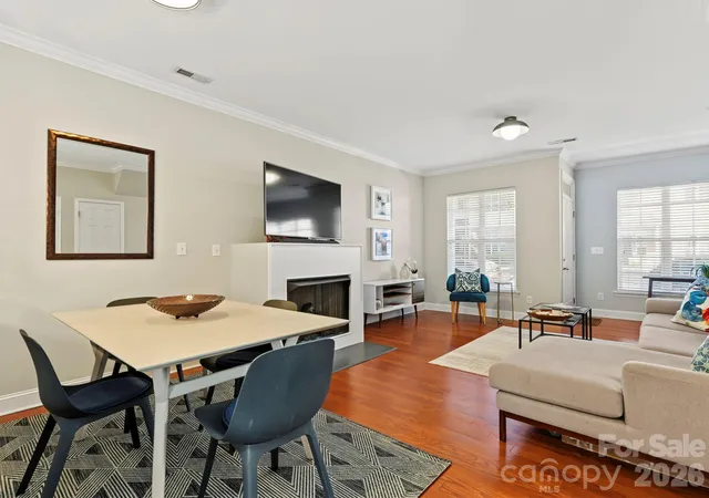Photo 4 of Townhouse for sale at 4460 Yoruk Forest Ln, Charlotte, NC 28211 | MLS# 4429492 | Listing updated on 2026-10-07