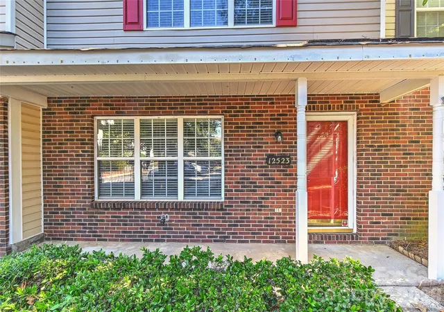 Photo 2 of Townhouse for sale at 12523 Bluestem Ln, Charlotte, NC 28277 | MLS# 4429502 | Listing updated on 2026-10-03