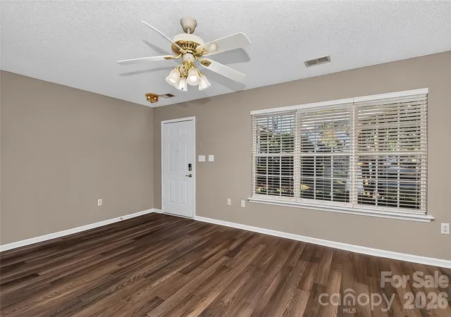 Photo 4 of Townhouse for sale at 12523 Bluestem Ln, Charlotte, NC 28277 | MLS# 4429502 | Listing updated on 2026-10-03