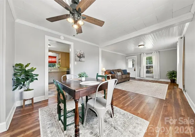 Photo 4 of Single family home for sale at 4021 Sulphur Springs Rd NE, Hickory, NC 28601 | MLS# 4429506 | Listing updated on 2026-10-06