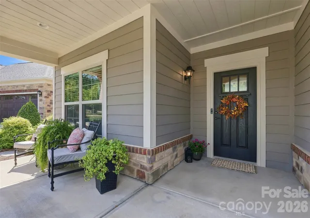 Photo 3 of Single family home for sale at 2213 Lincolnshire Ln, Waxhaw, NC 28173 | MLS# 4429513 | Listing updated on 2026-10-20