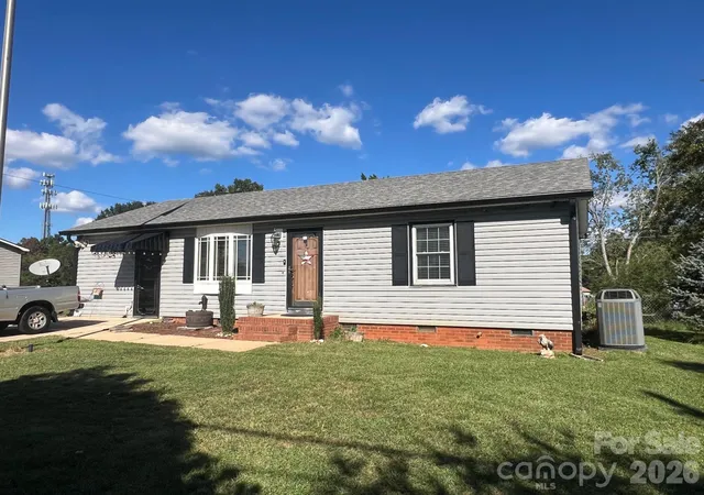 Photo 1 of Single family home for sale at 4146 Startown Rd, Newton, NC 28658 | MLS# 4429519 | Listing updated on 2026-10-03